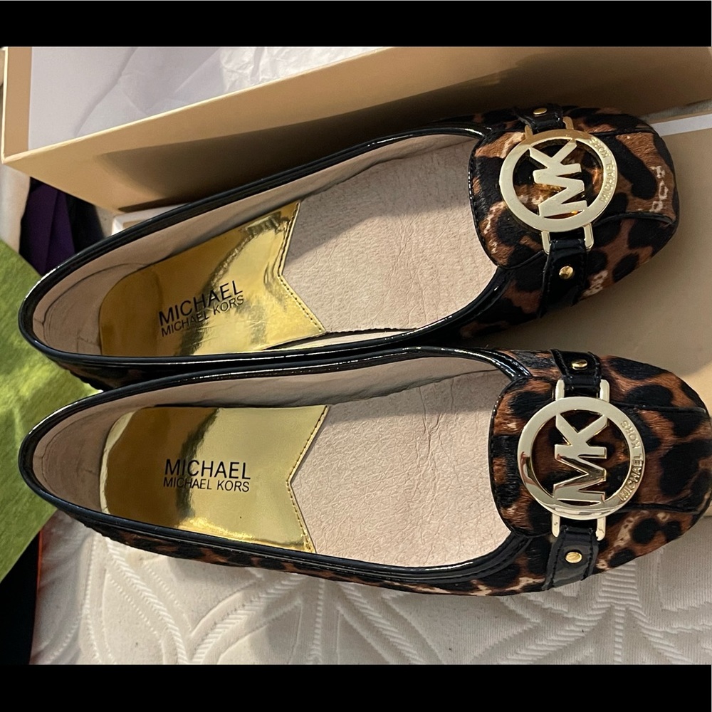 Michael Kors calf hair cheetah print flats size 7